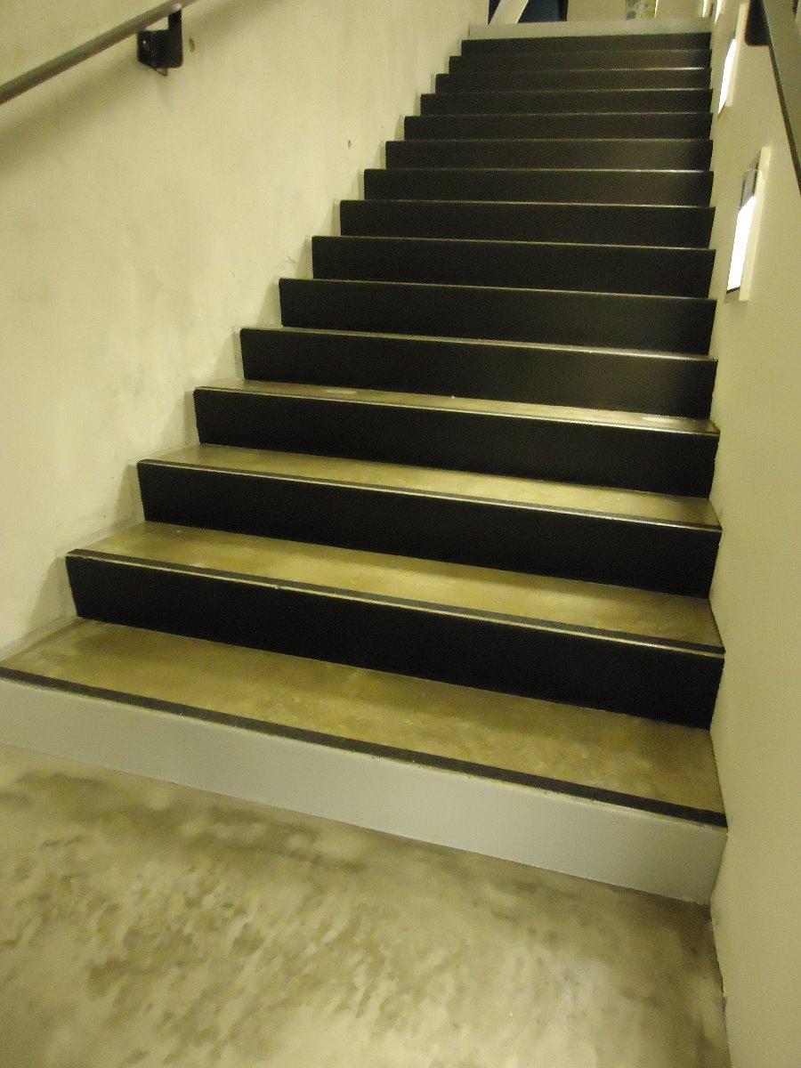 Julien Guerrinha, pose de sol escaliers