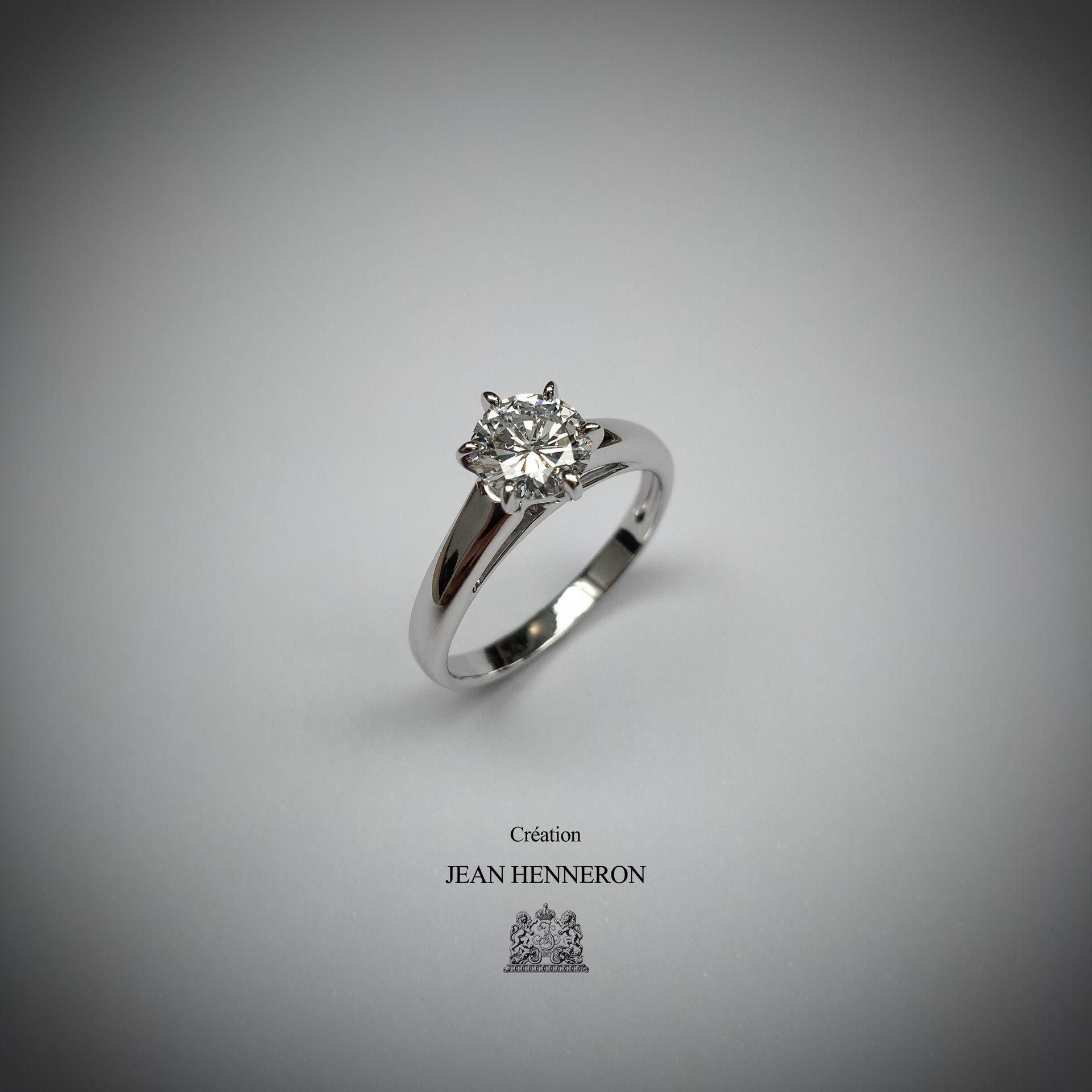 Solitaire serti d'un diamant