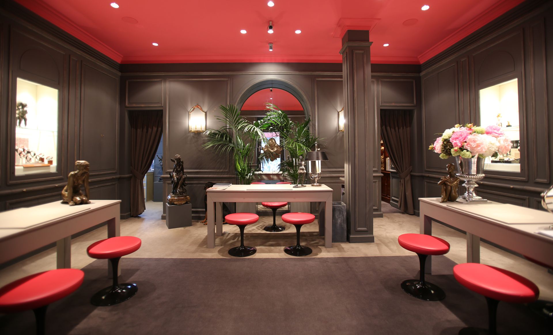 Intérieur de la boutique Jean Henneron