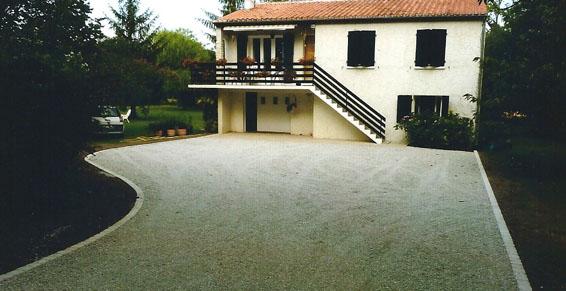 Réalisation d' une cour en gravier