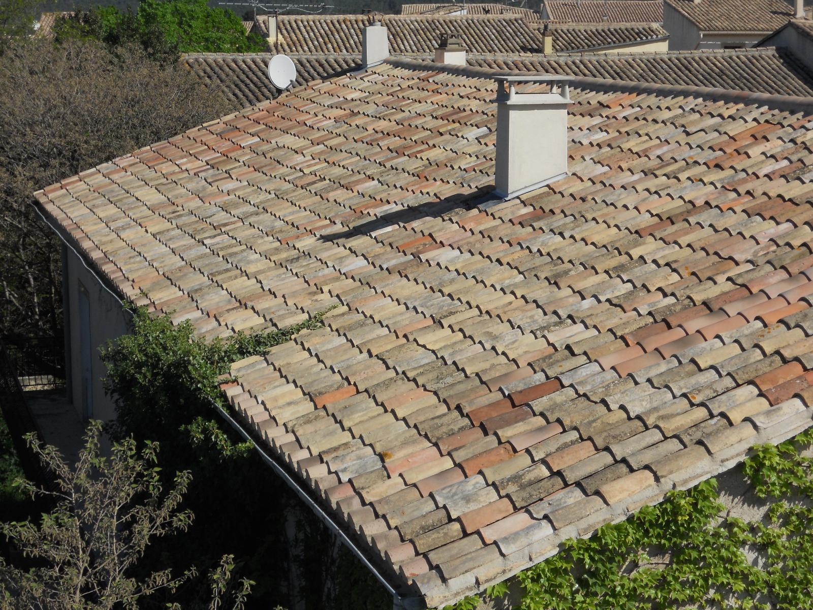 Rénovation de toiture en tuiles canal anciennes