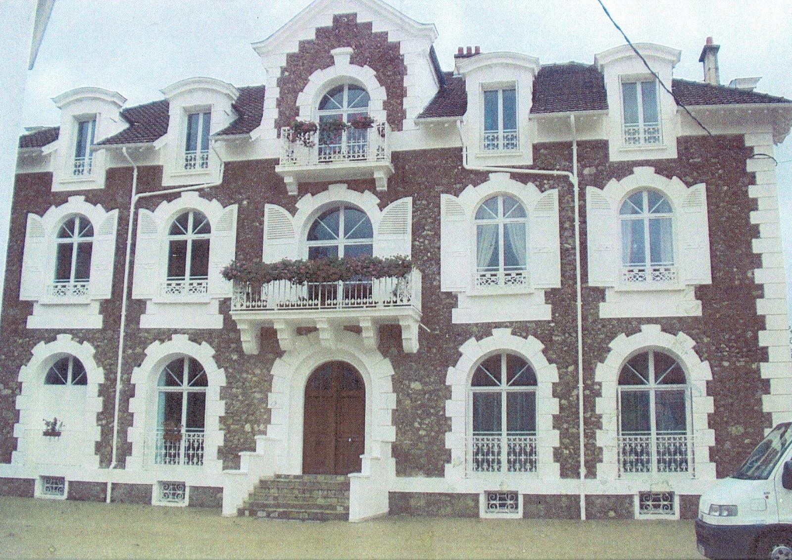 Mise en peinture par C.E.F. à La Ferté-sous-Jouarre (77)