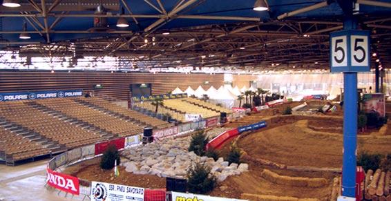 Tribune - Location de tente près de Lyon