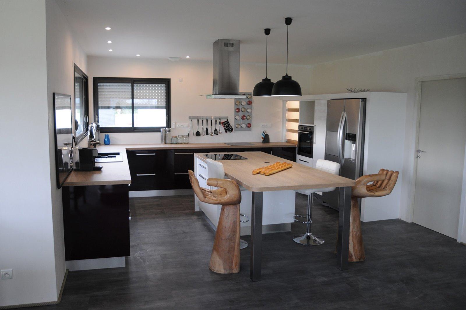 Cuisine - Portes et plan de travail en stratifié - Lannion