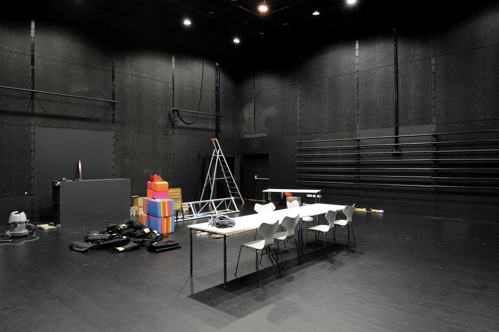 30_INT_ISBERGUES_COULON_DR