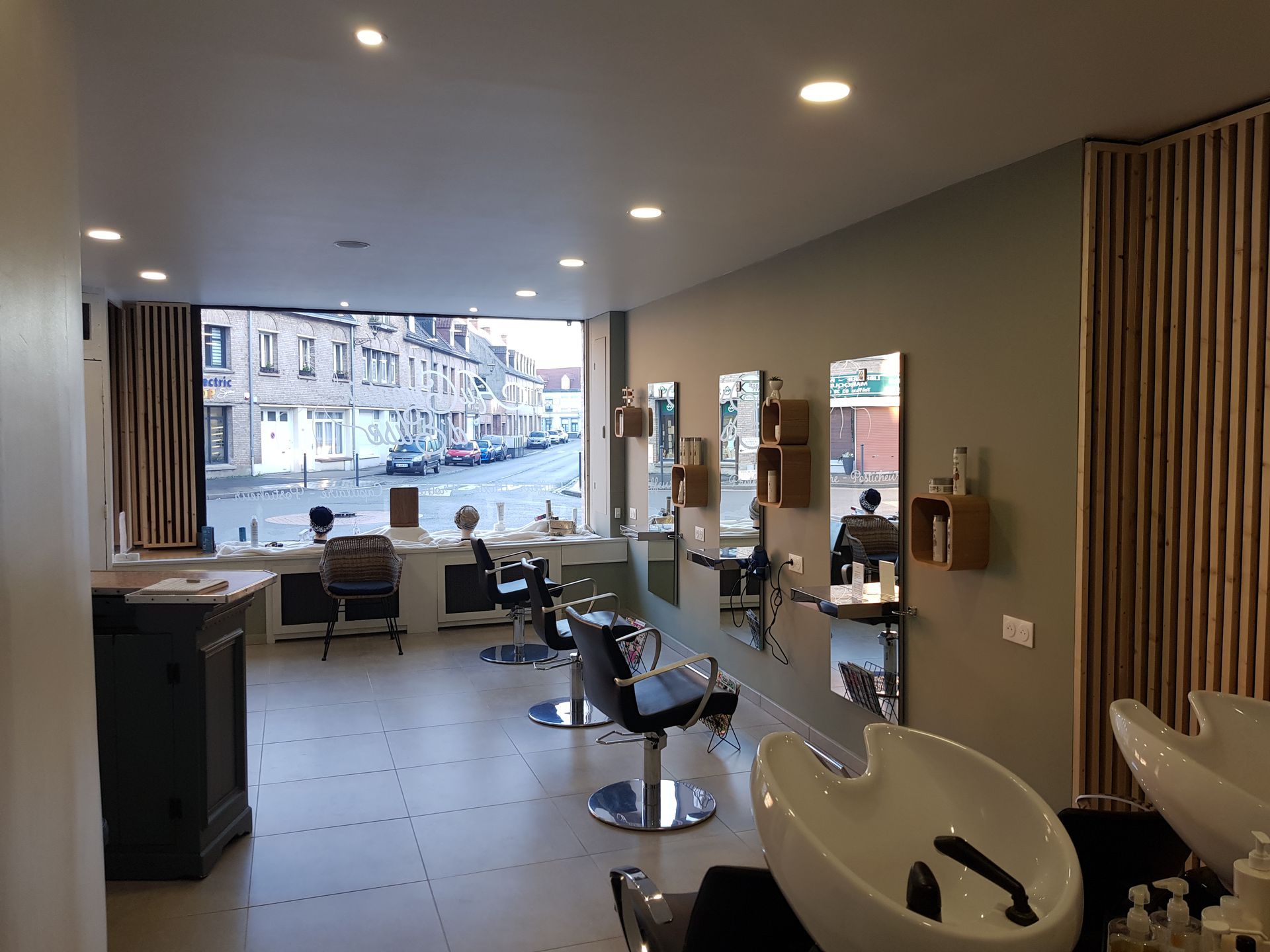 Votre salon de coiffure mixte à proximité de Dunkerque