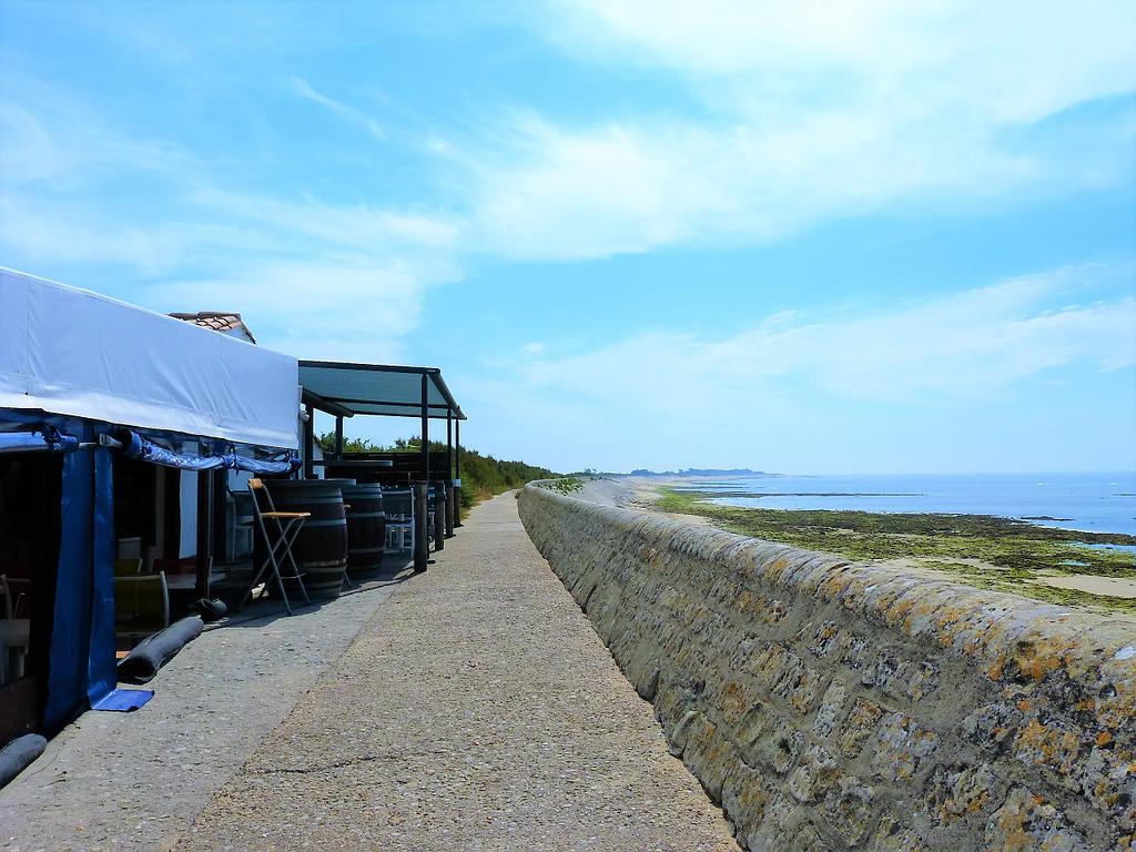 Les Freres De La Cote Ile De Ré RESTAURANT AUX FRÈRES DE LA CÔTE À ARS-EN-RÉ