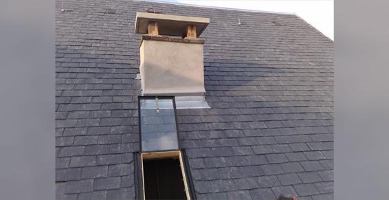 Pose de fenêtres de toit