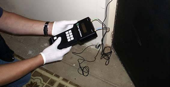 Une aide à la détection: le locator