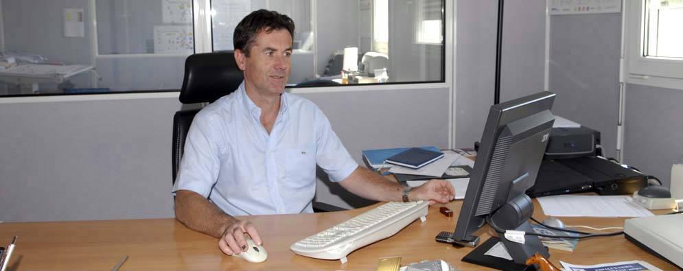 Mr Guellerin, directeur