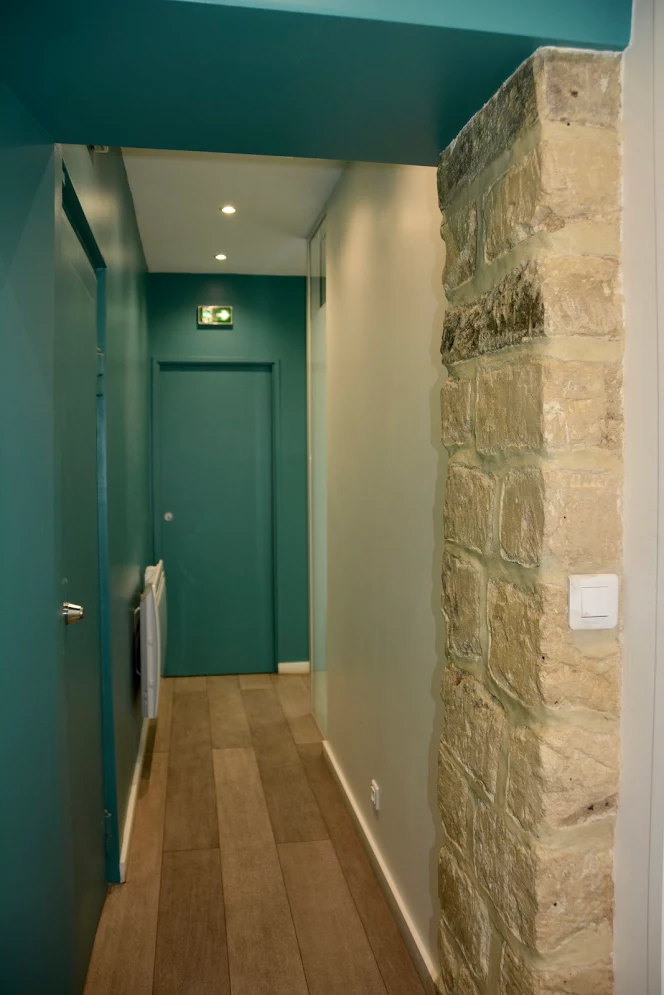 Consulations en cabinet pour soins de pédicurie, podologie et réflexo