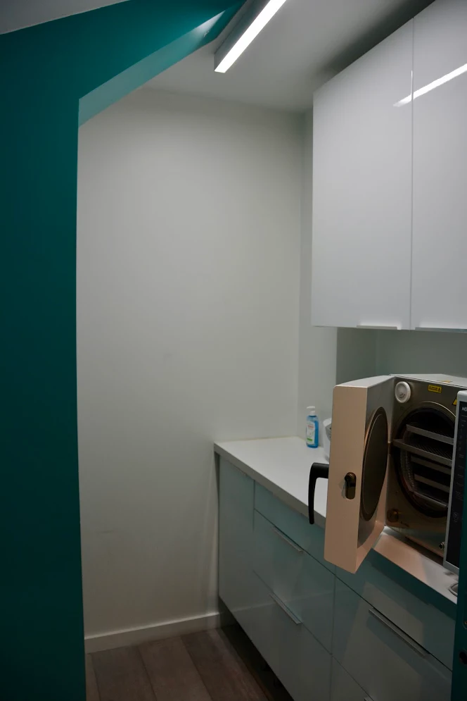 Matériel pour fabrication de semelles orthopédiques et d'orthèses