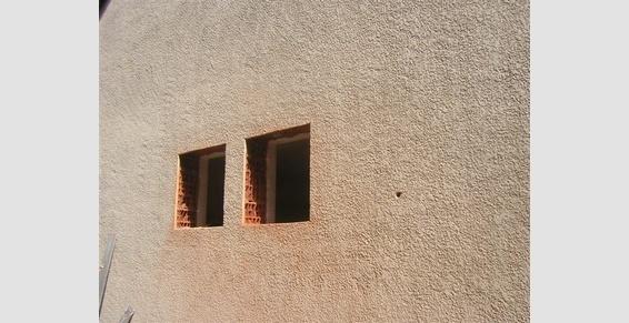 ART PEREIRA: Création de puits de lumière au moyen de pavés de verre