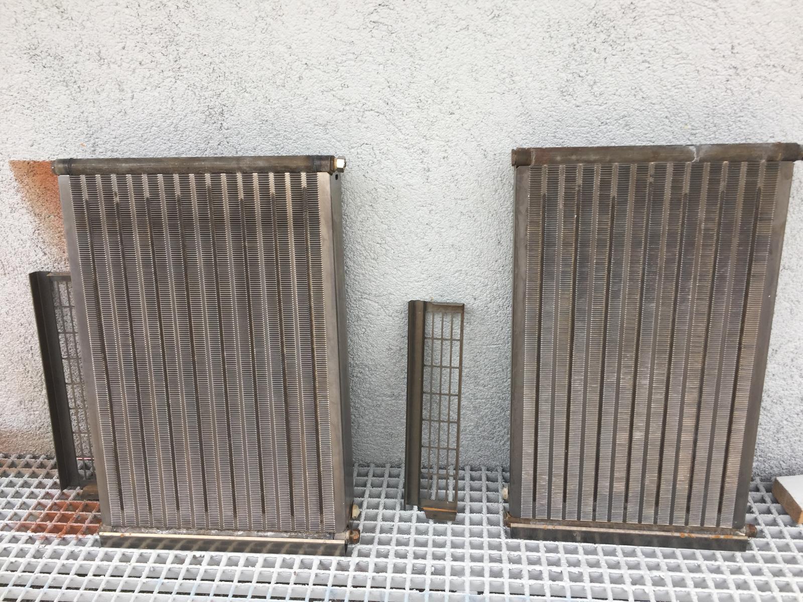 Radiateurs métalliques décapés