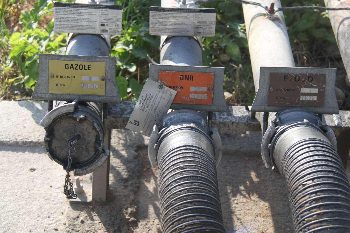 Livraison de combustible au Buisson-de-CaLivraison de carburant à Buisson-de-Cadouin, Belvès, Saint-Cypriendouin, à Beaumont-du-Périgord