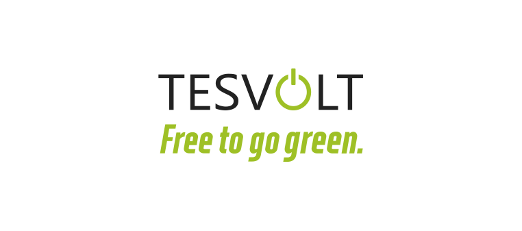 TESVOLT-Logo mit grünem Ein-/Ausschalter und dem Slogan „Free to go green“.