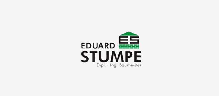 Logo für Eduard Stumpe, einen Bauingenieur. Grünes Dach über den Buchstaben ES.