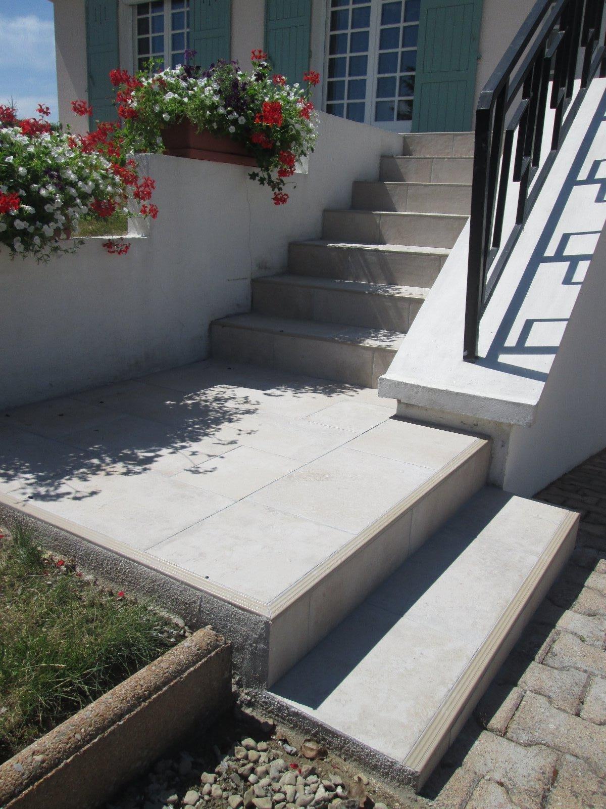 escalier carrelage extérieur