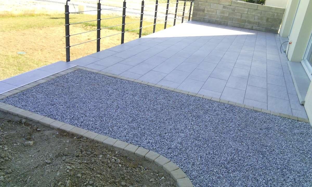 pose bordures en pierre et carrelage terrasse