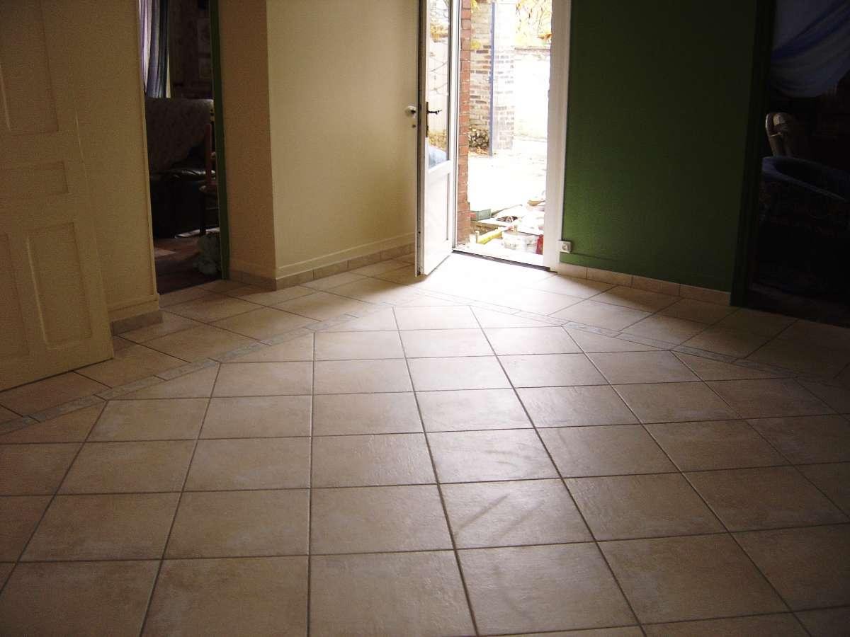 pose carrelage droite et tapis en diagonale