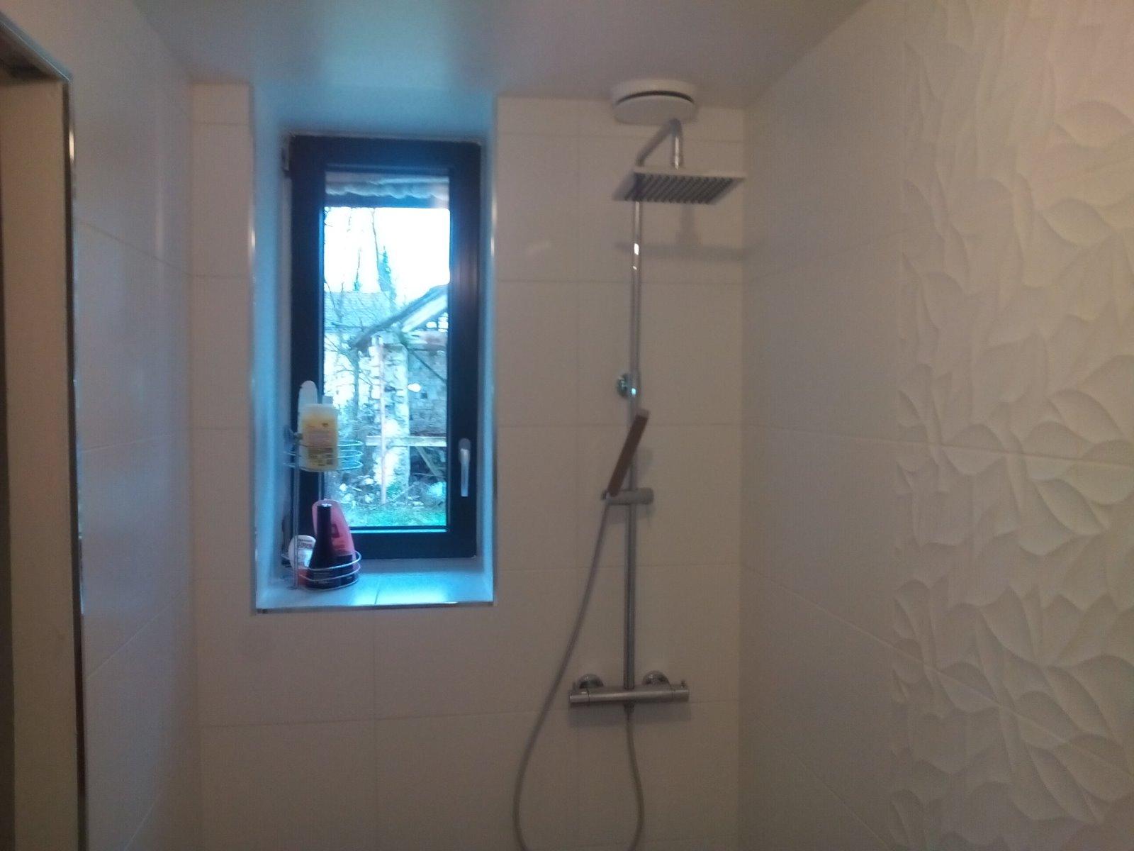 motifs en relief douche (2)