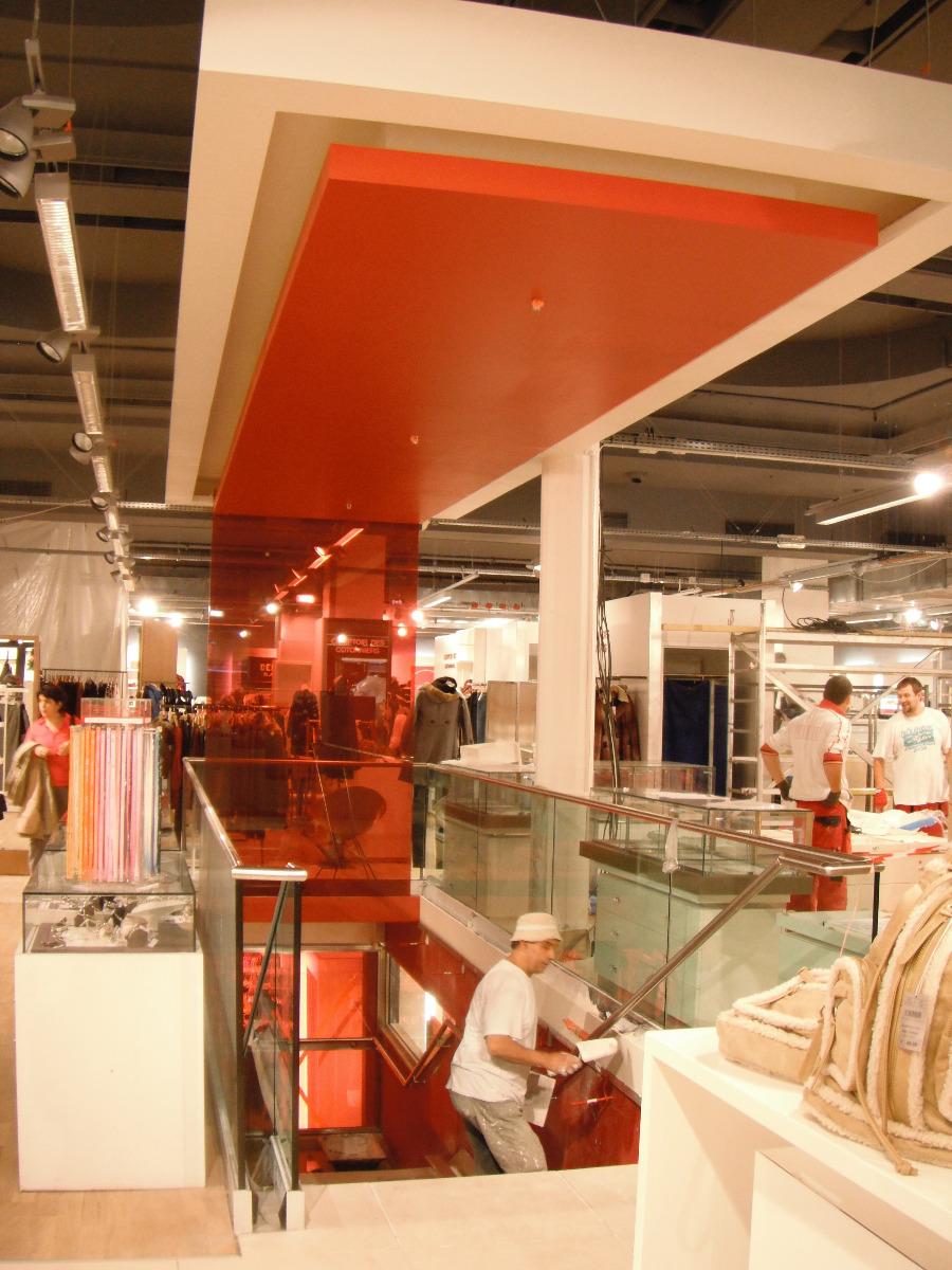 Création de plafond avec barre de led à Saint-Tropez