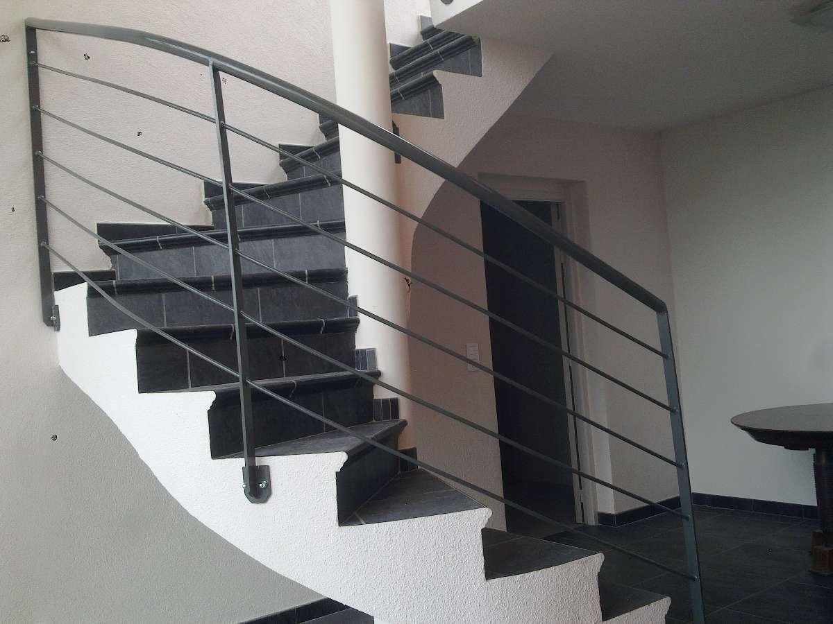 RAMPE ACIER SUR MESURE METALLERIE FERRONNERIE SERRURIER EMS GAP 05