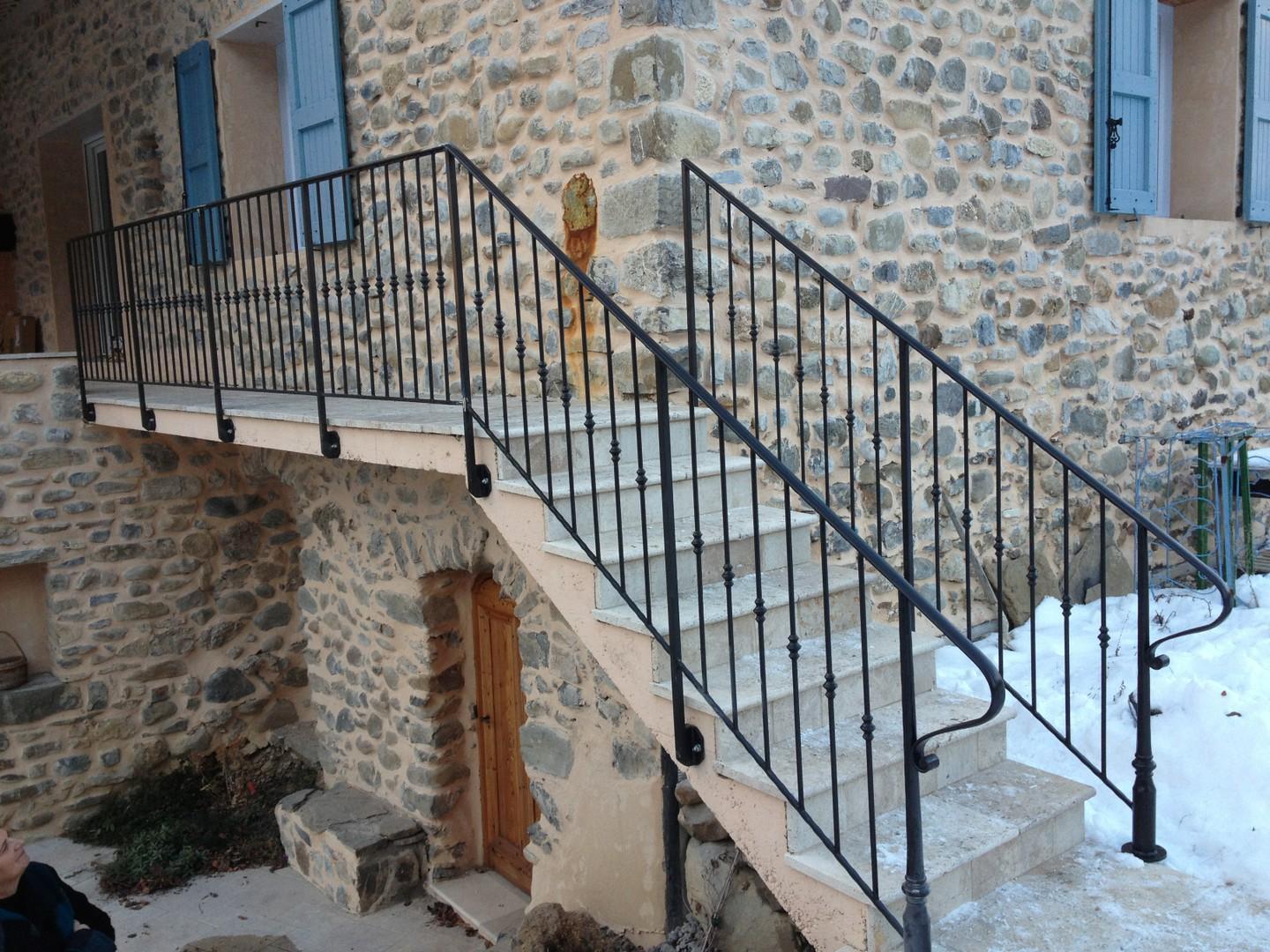 Garde corps en fer sur mesure ferronnerie EMS Gap metallerie 05