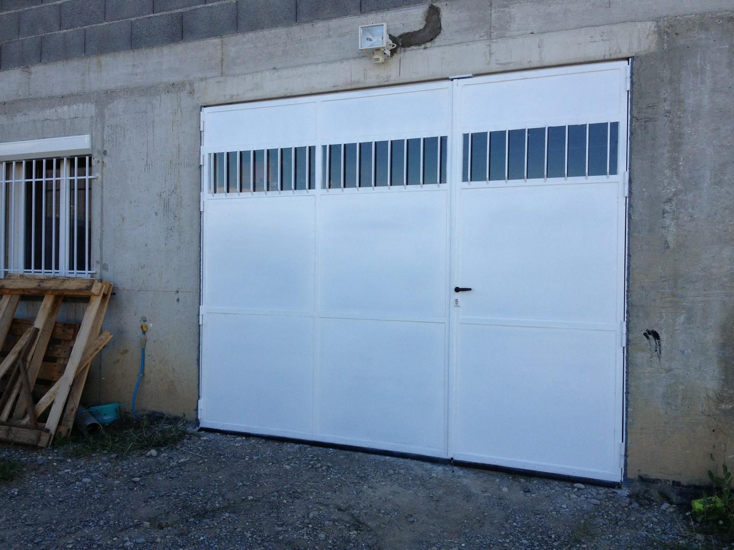 Porte de garage sur mesure acier ferronnerie  EMS Gap 05 metallerie