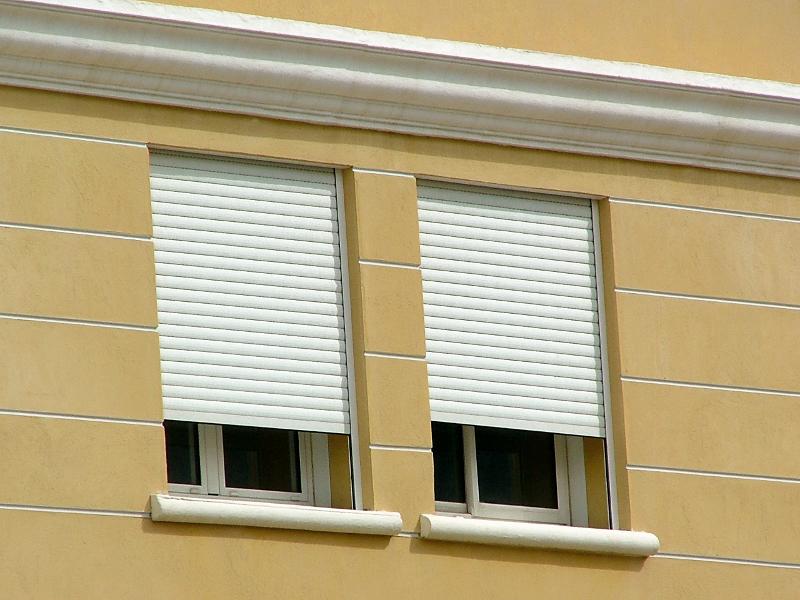 Volets roulants traditionnels à Marseille