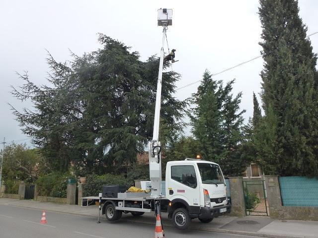 Nos camions-nacelle garantissent une intervention à toutes hauteurs