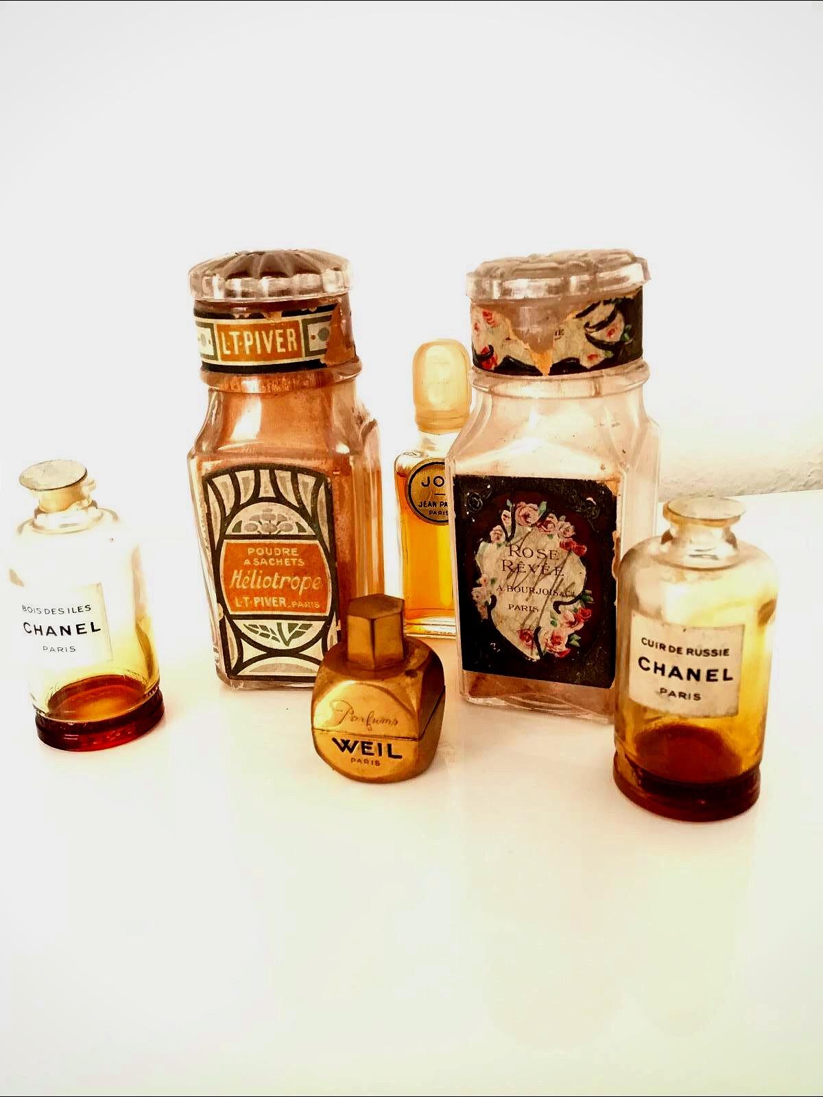Flacons de parfum ancien