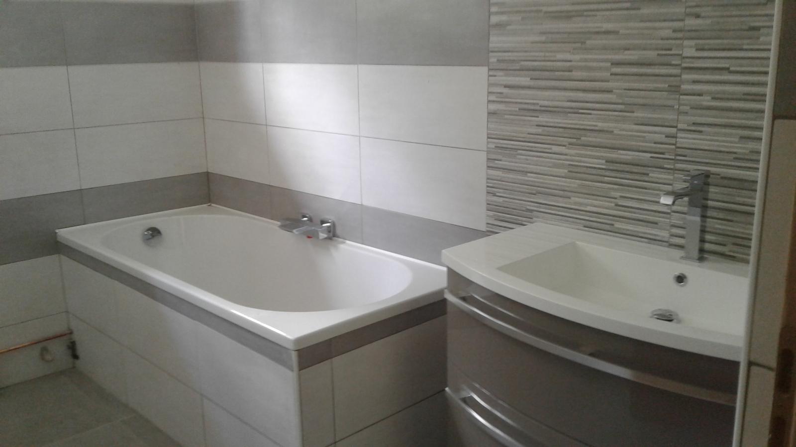 Réalisation faïence salle de bains -Entreprise Legras-