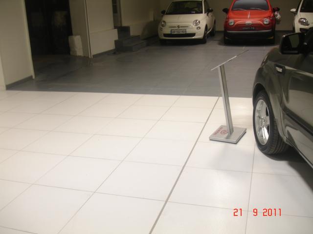 Pose de carrelage au sol