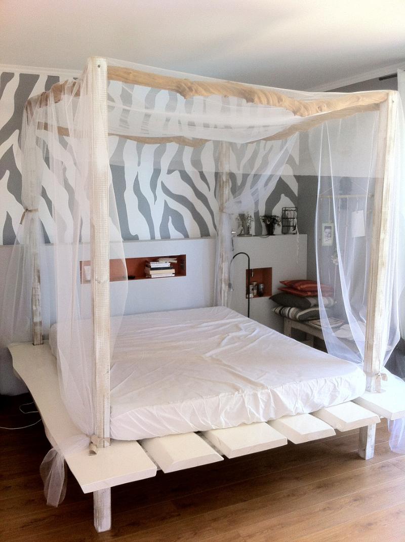 LIT BALDAQUIN BOIS RECYCLÉ LIGNE BOIS 974