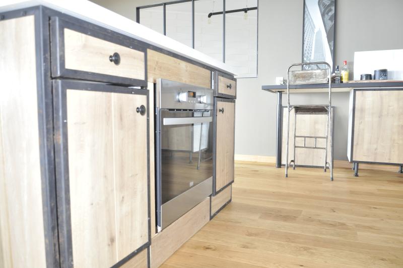 RELOOKING CUISINE , LIGNE BOIS 974