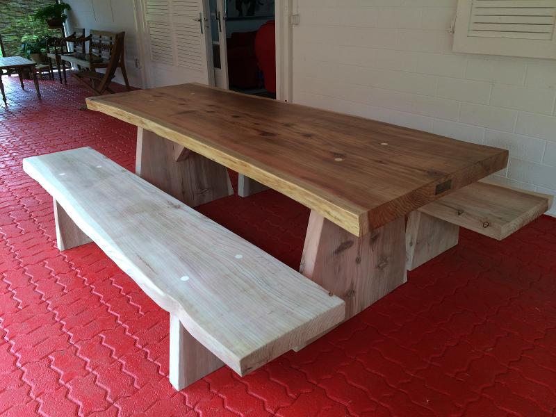 TABLE ET BANC LIGNE BOIS 974