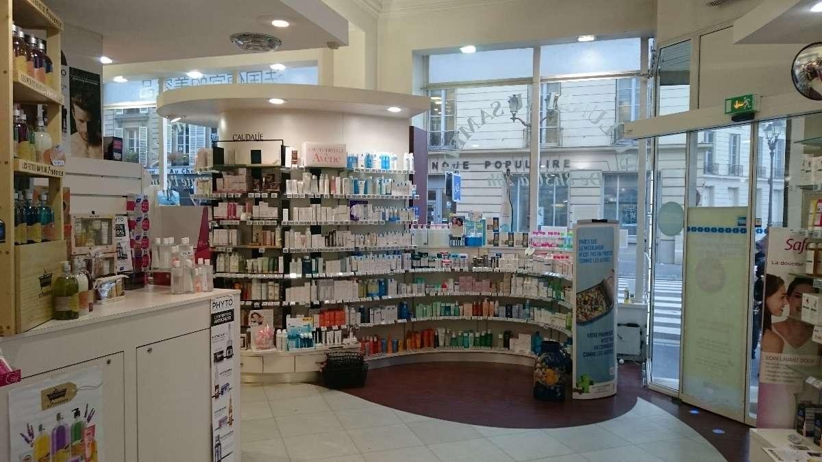 Entrée de la pharmacie