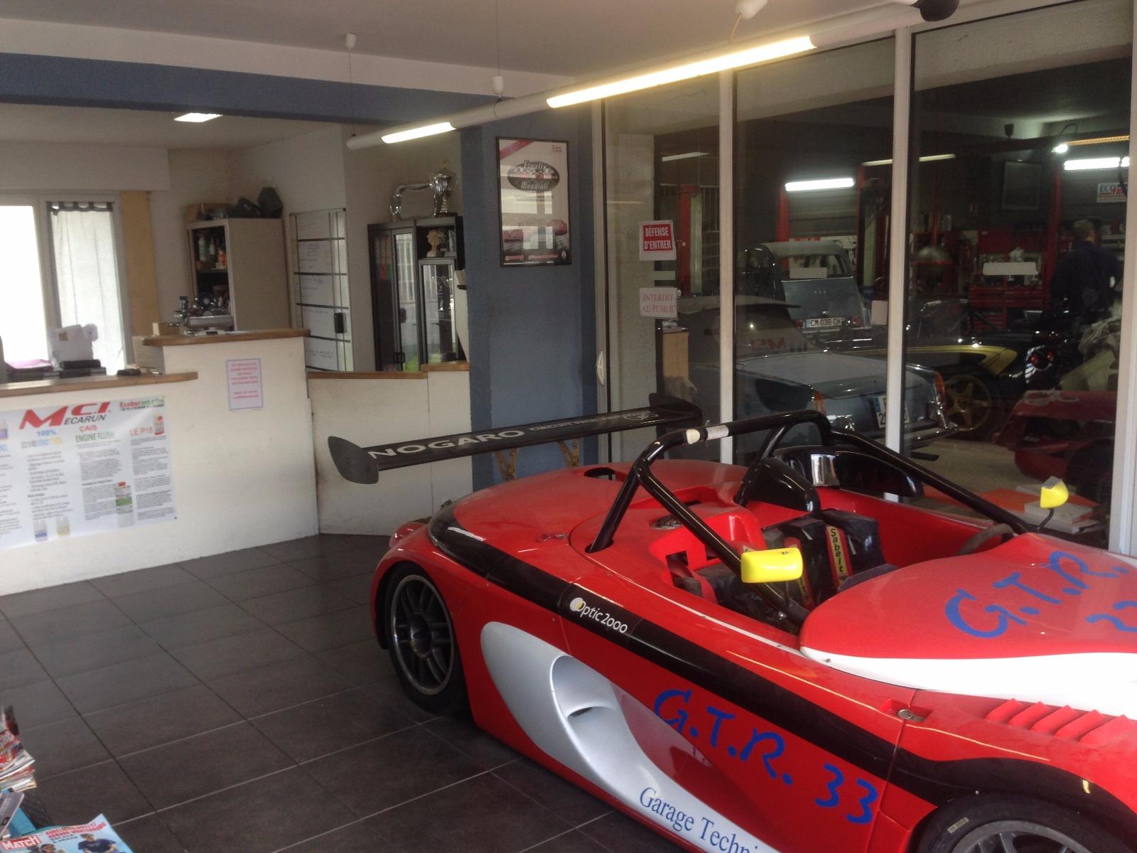 Garages automobiles G.T.R. 33 à Bordeaux