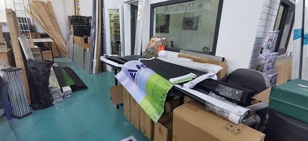 אטרקציה בע"מ