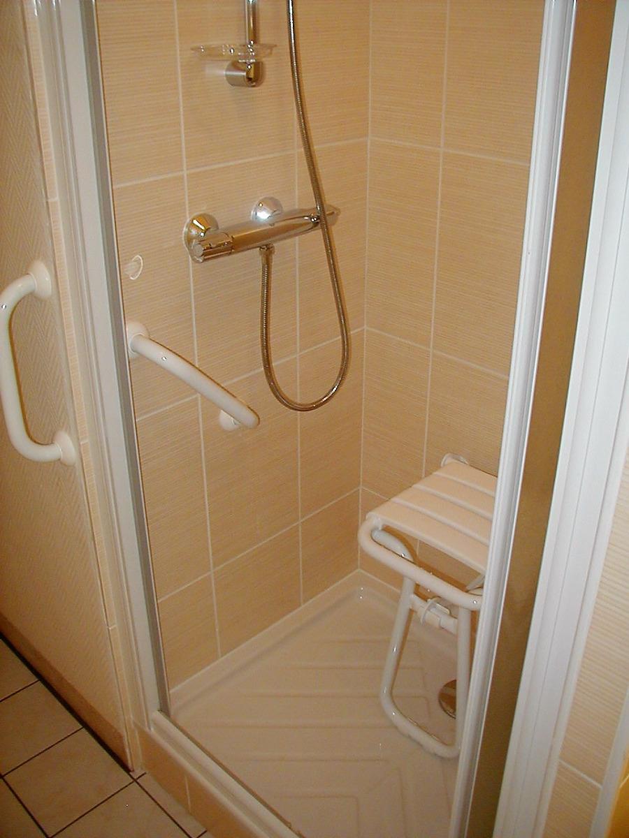 Pose de PMR (Personne à Mobilité Réduite)