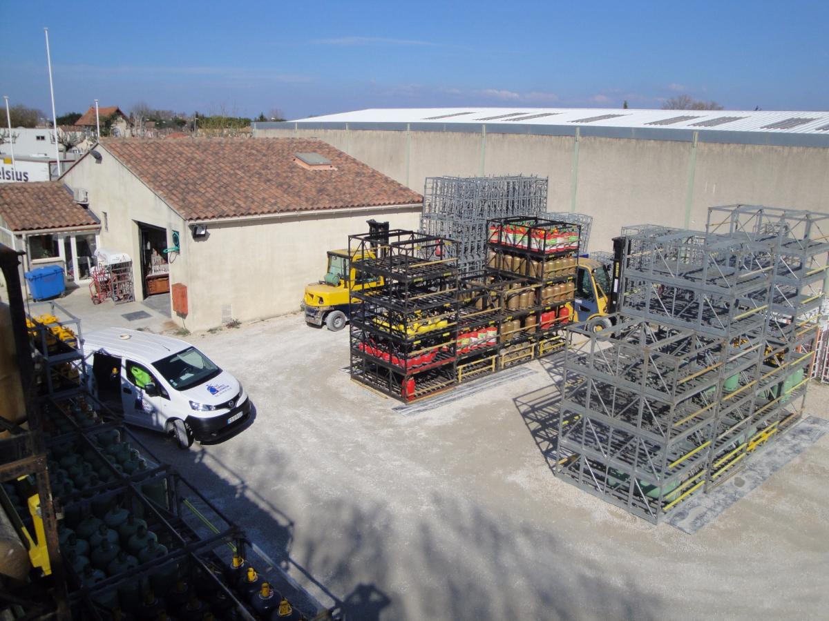 Entrepôt de l'entreprise vu d'en haut