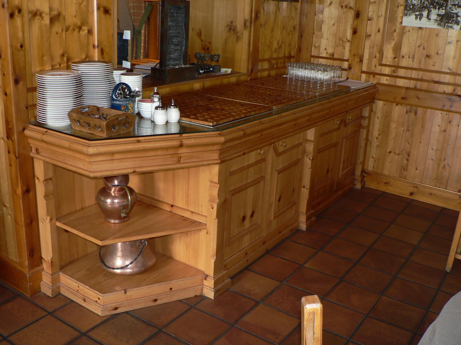 Agencement intérieur tout en bois