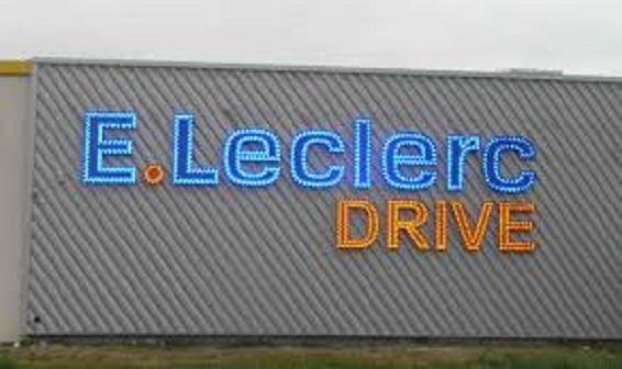 2 S Signalisation fabrique et pose des enseignes et des panneaux