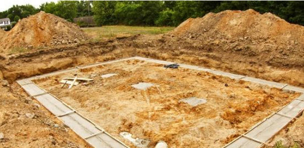 Terrassement construction de piscine