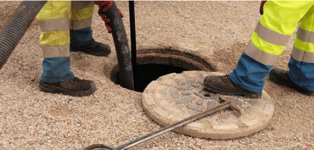 Système de raccordement et d'évacuation d'eau