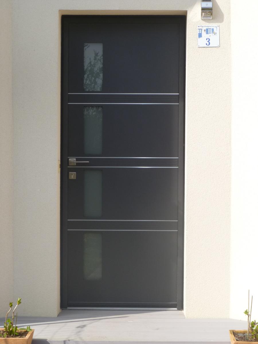Porte contemporaine ALU - Soulaines sur Aubance