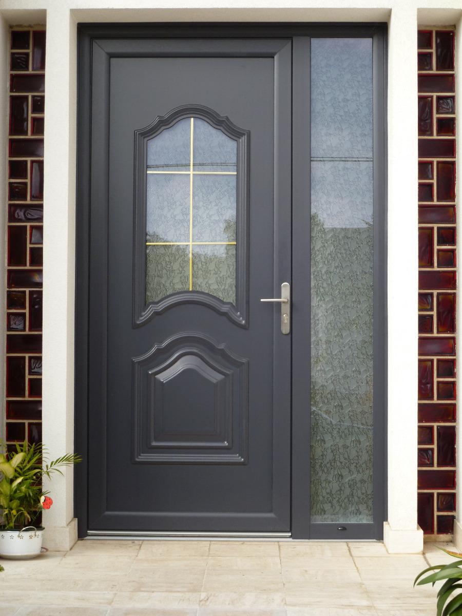 Porte traditionnelle PVC plaxé - Angers