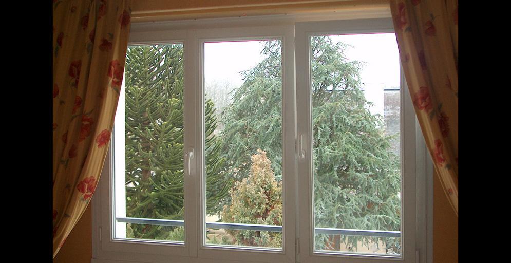 Fenêtre PVC 3 vantaux - Angers2