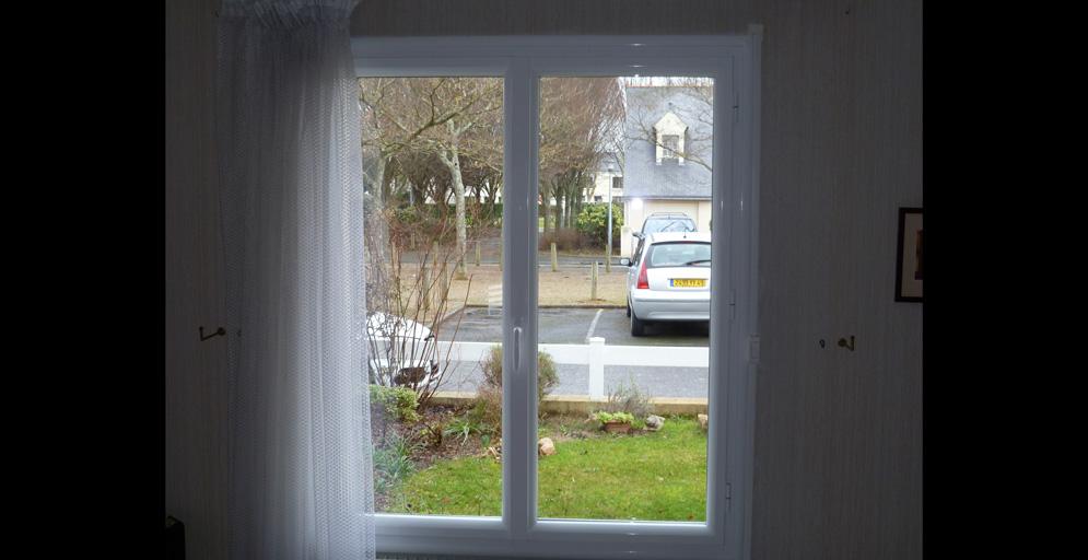 Fenêtre PVC contemporaine - Angers